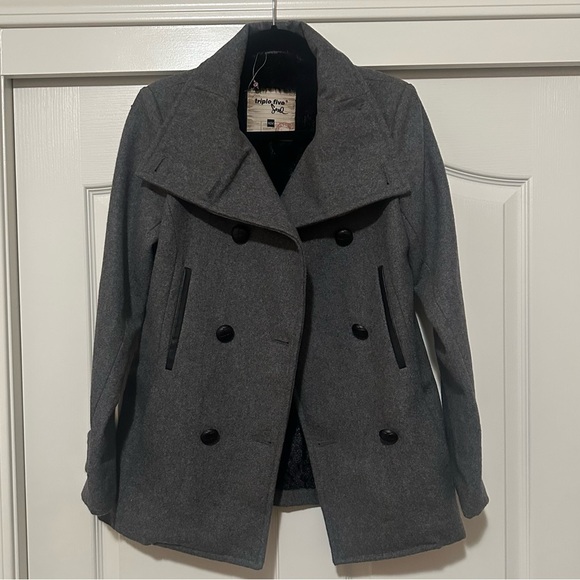 NWOT Triple Five Soul Wool Blend Gray‎ Peacoat Faux Fur Lining. Size M. - Picture 1 of 7